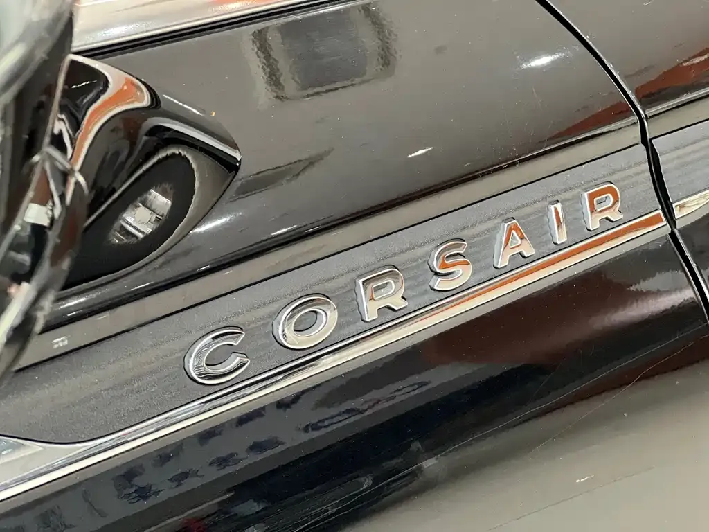 Lincoln Corsair — фото 9