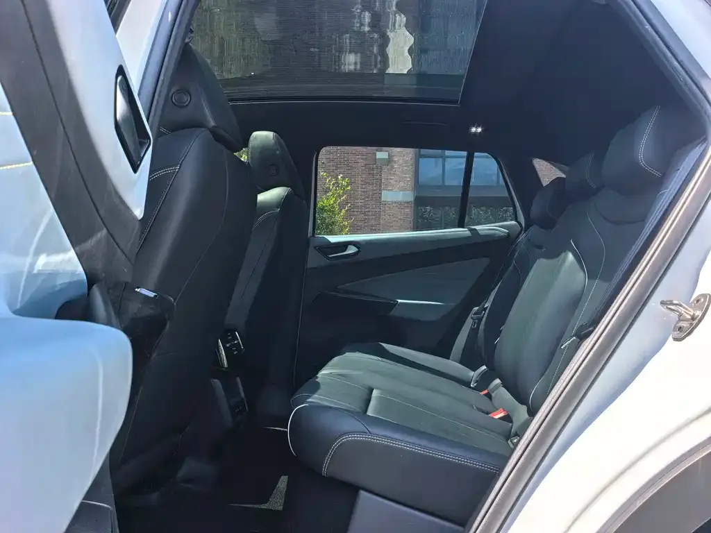 Volkswagen ID.4 X 2023 из CN, фото 3