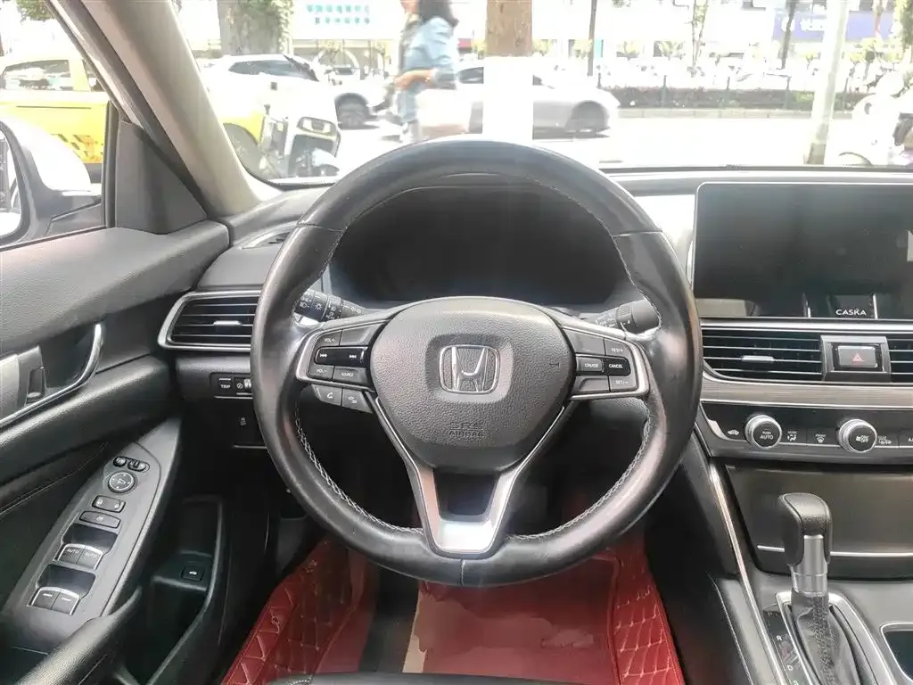 Honda Accord — фото 6