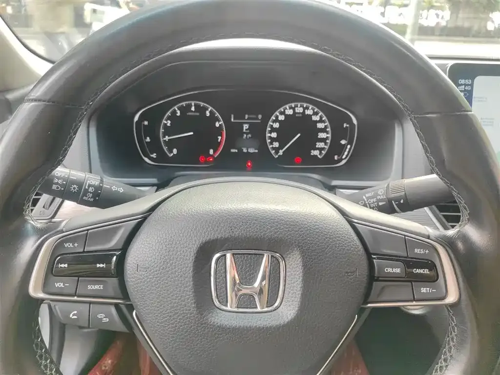 Honda Accord — фото 4