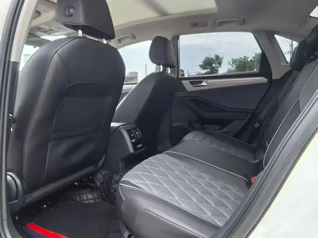 Volkswagen Sagitar 2024 из CN, фото 10