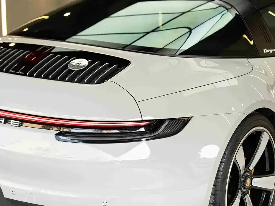Porsche 911 — фото 6