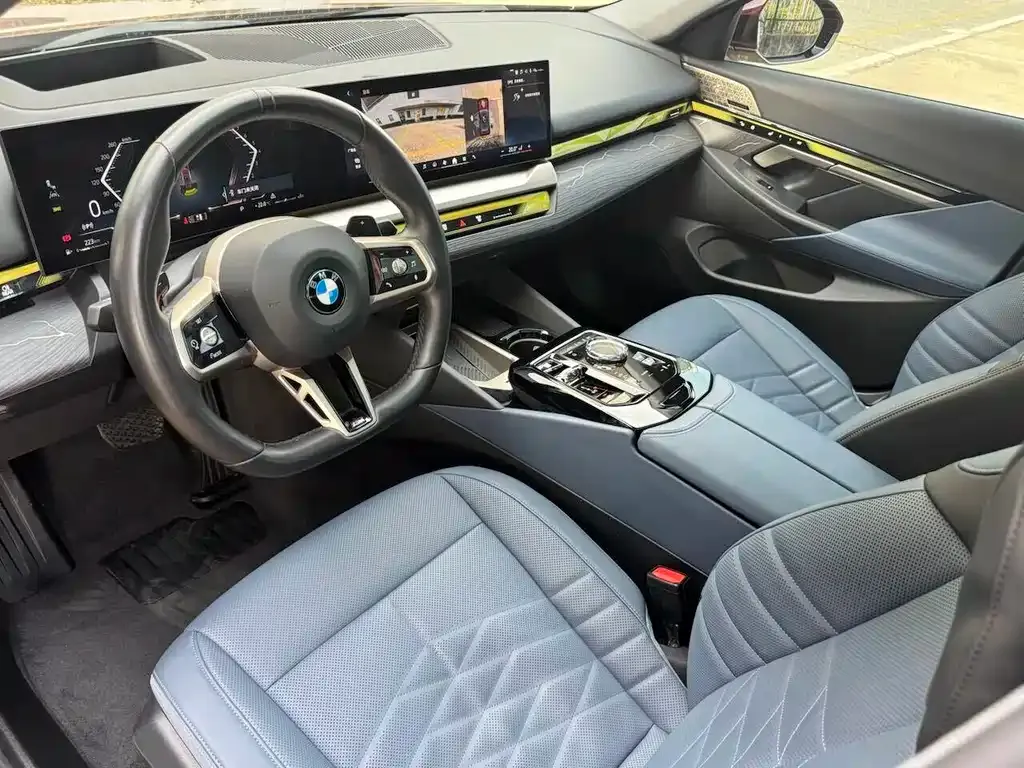 BMW 5 Series — фото 2