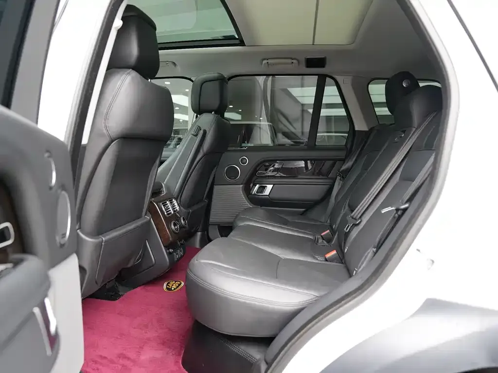 Land Rover Range Rover 2022 из CN, фото 2