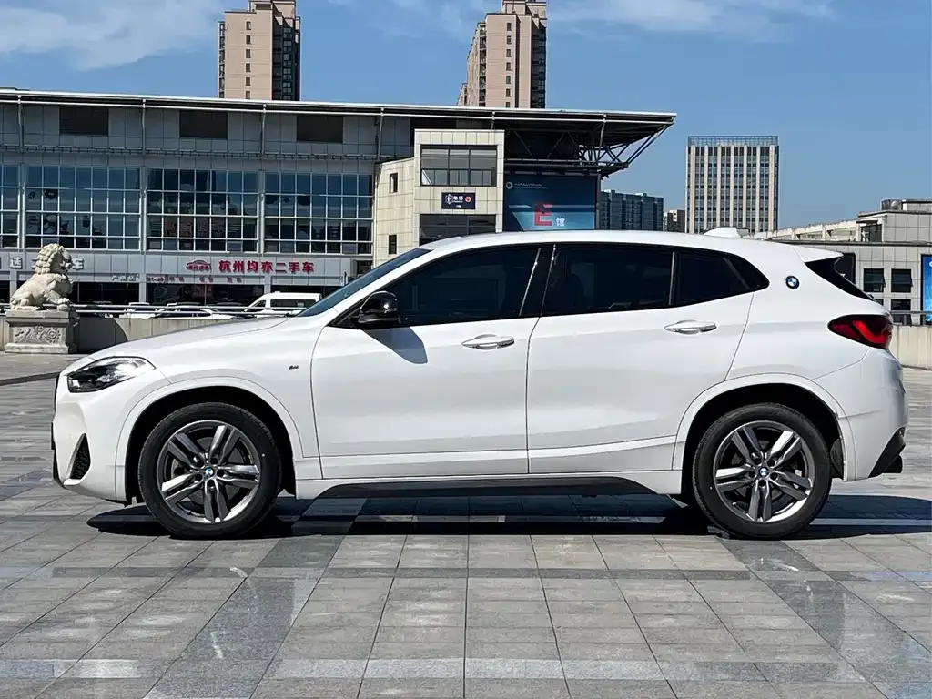 BMW X2 2023 из CN, фото 7