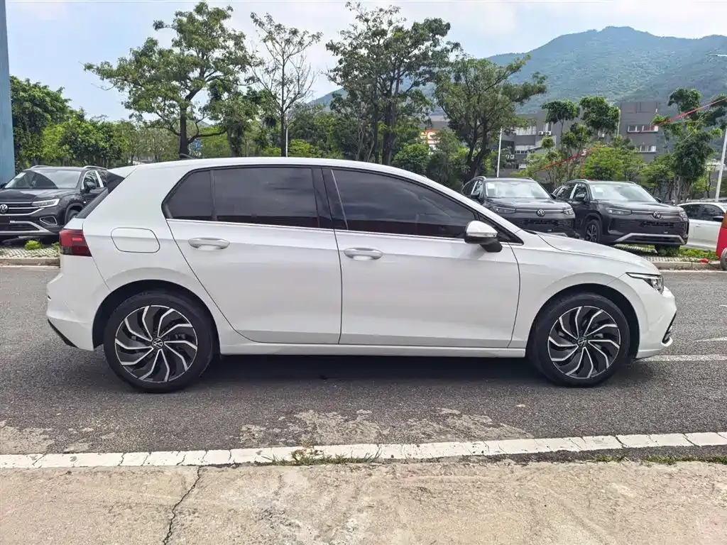 Volkswagen Golf 2021 из CN, фото 5