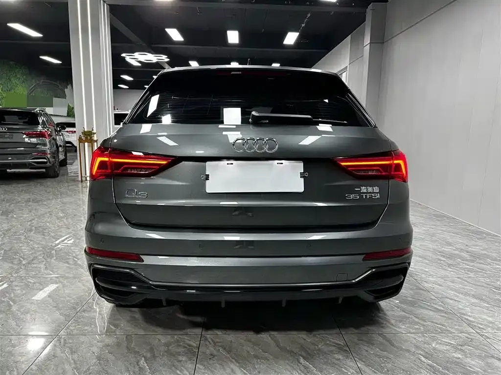Audi Q3 — фото 3