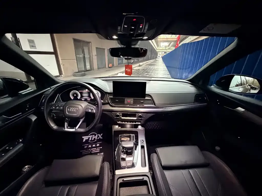 Audi Q5L Sportback 2023 из CN, фото 4