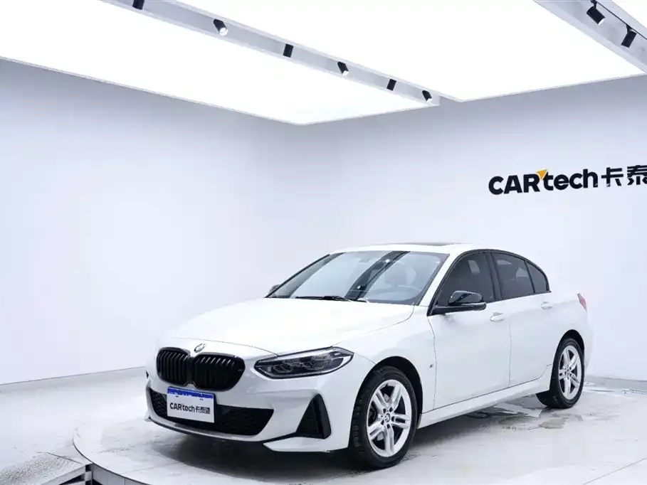 BMW 1 Series — фото 1