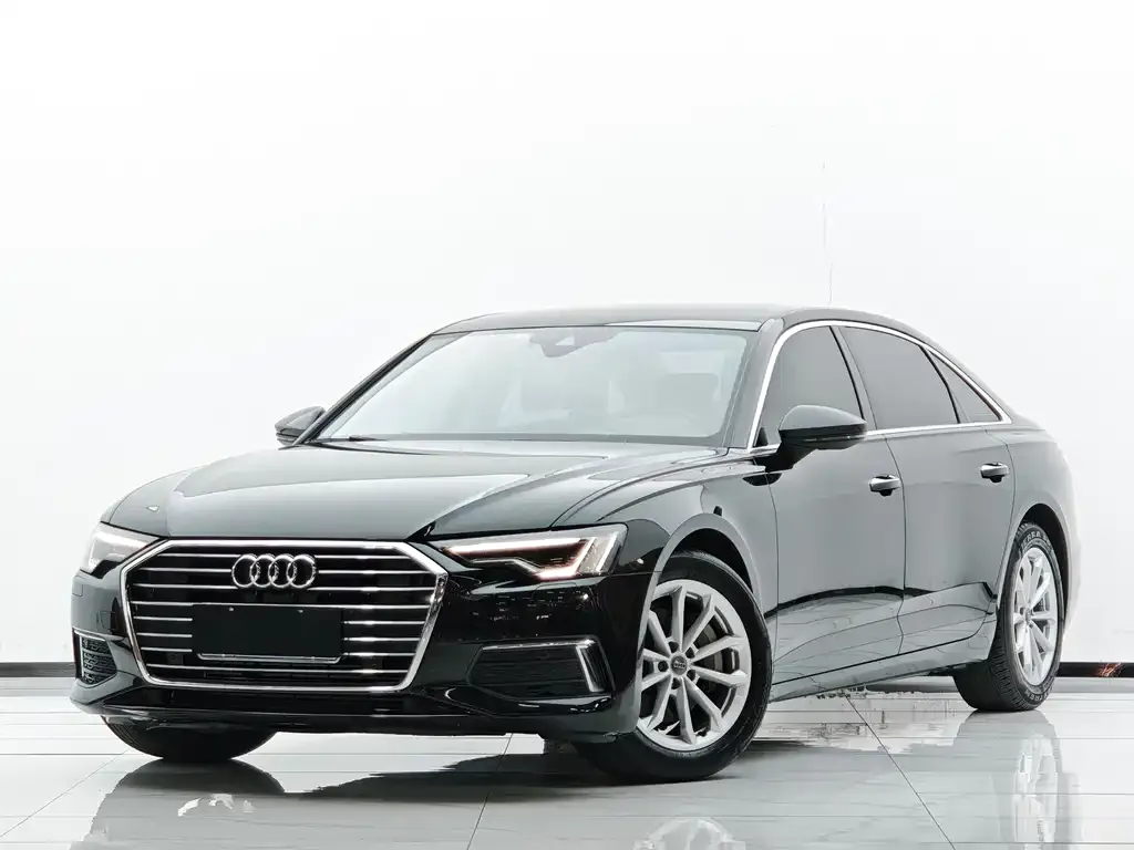 Audi A6L — фото 1