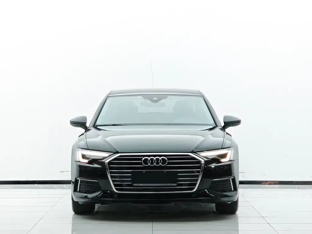 Audi A6L — фото 2