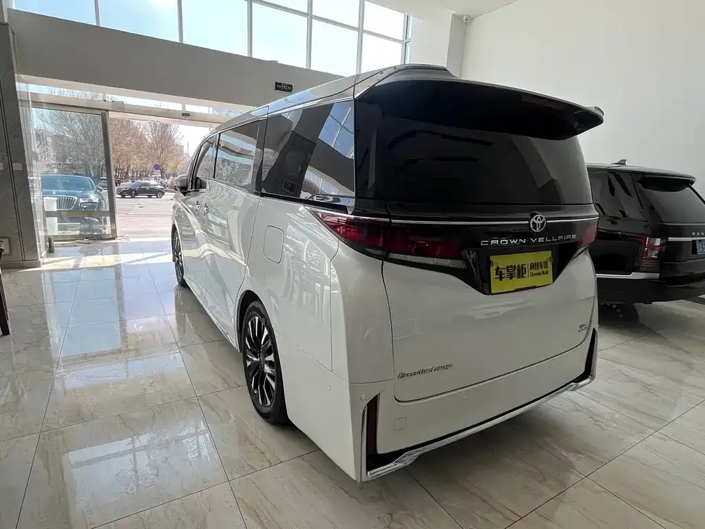 Toyota Vellfire 2024 из CN, фото 6