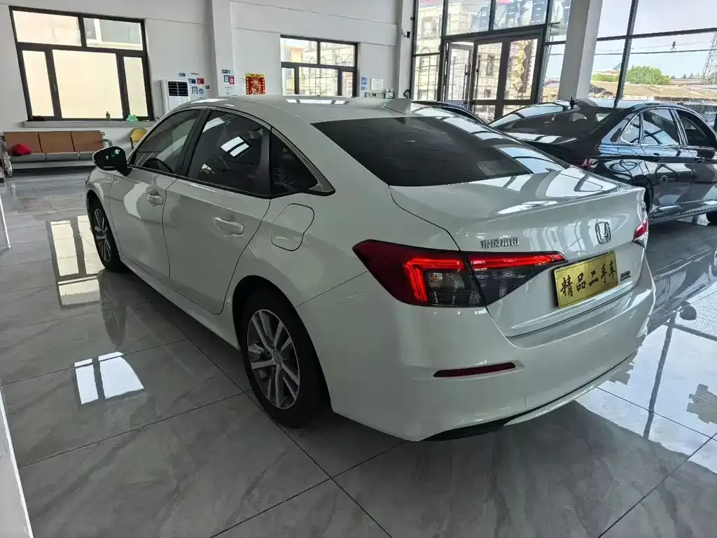 Honda Civic — фото 3