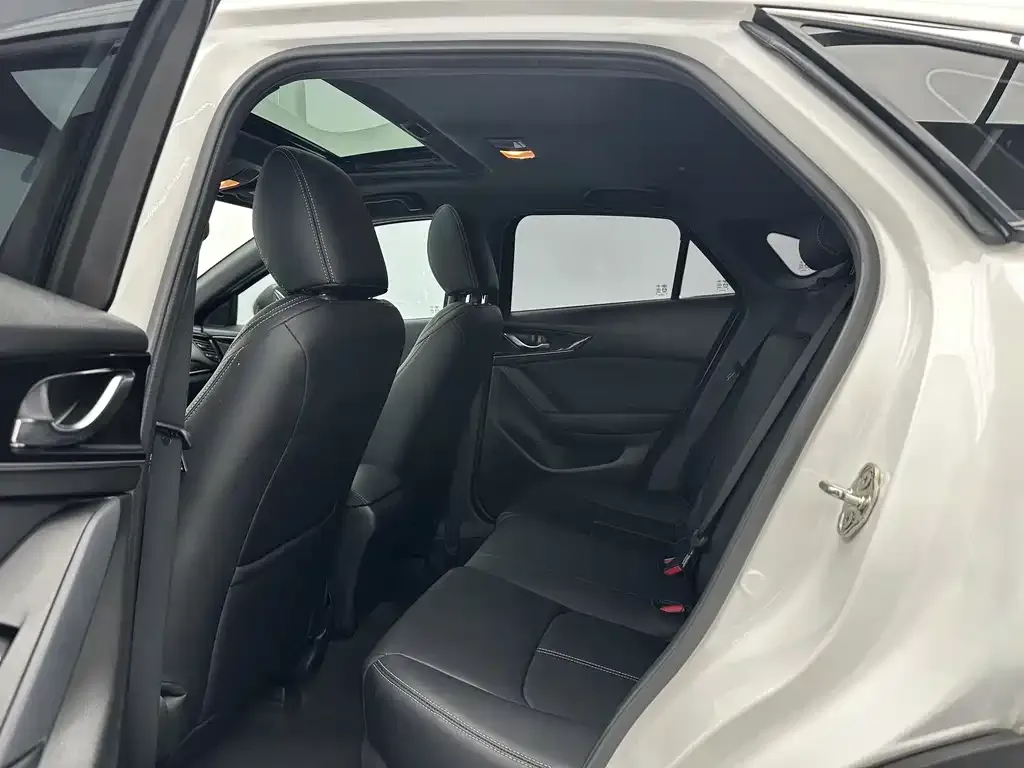 Mazda CX-4 — фото 3