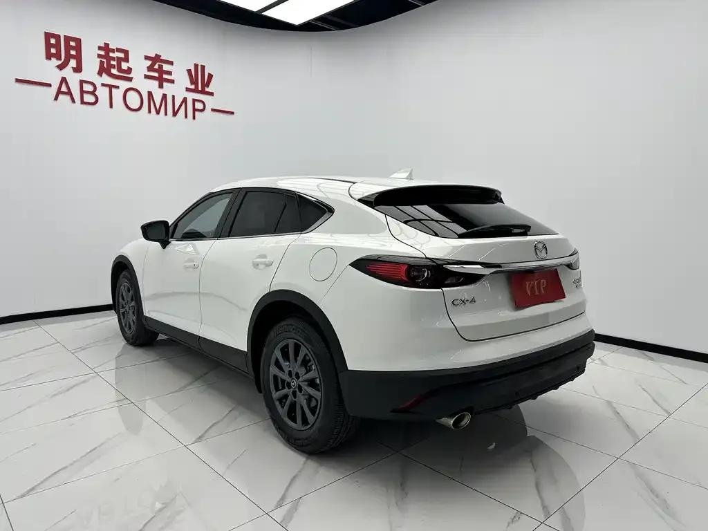 Mazda CX-4 — фото 5