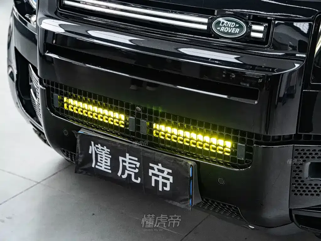 Land Rover Defender — фото 6
