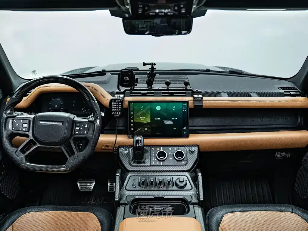 Land Rover Defender — фото 4