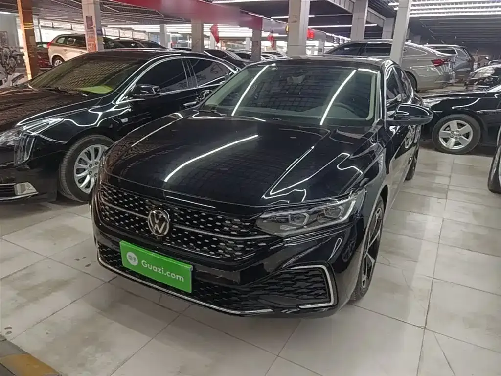 Volkswagen Passat — фото 3