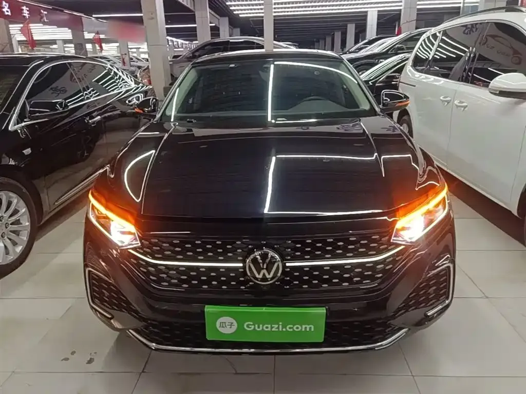 Volkswagen Passat — фото 4