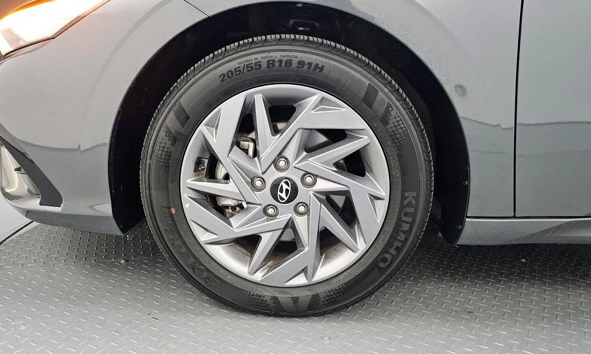 Hyundai AVANTE — фото 9