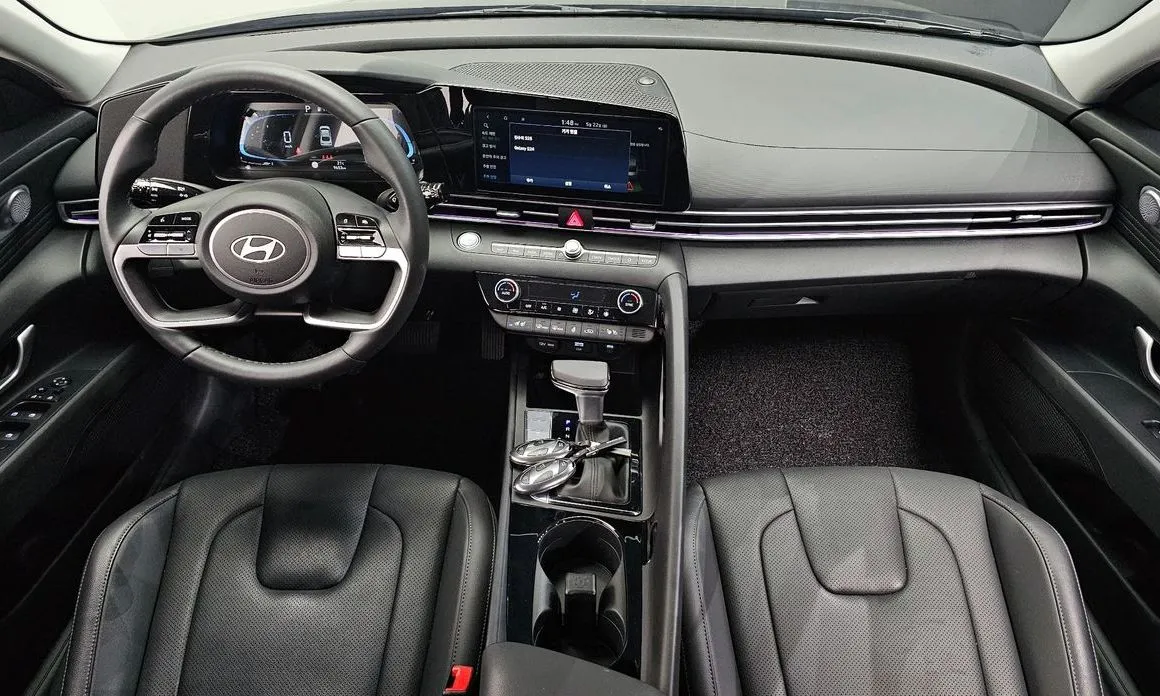 Hyundai AVANTE — фото 2