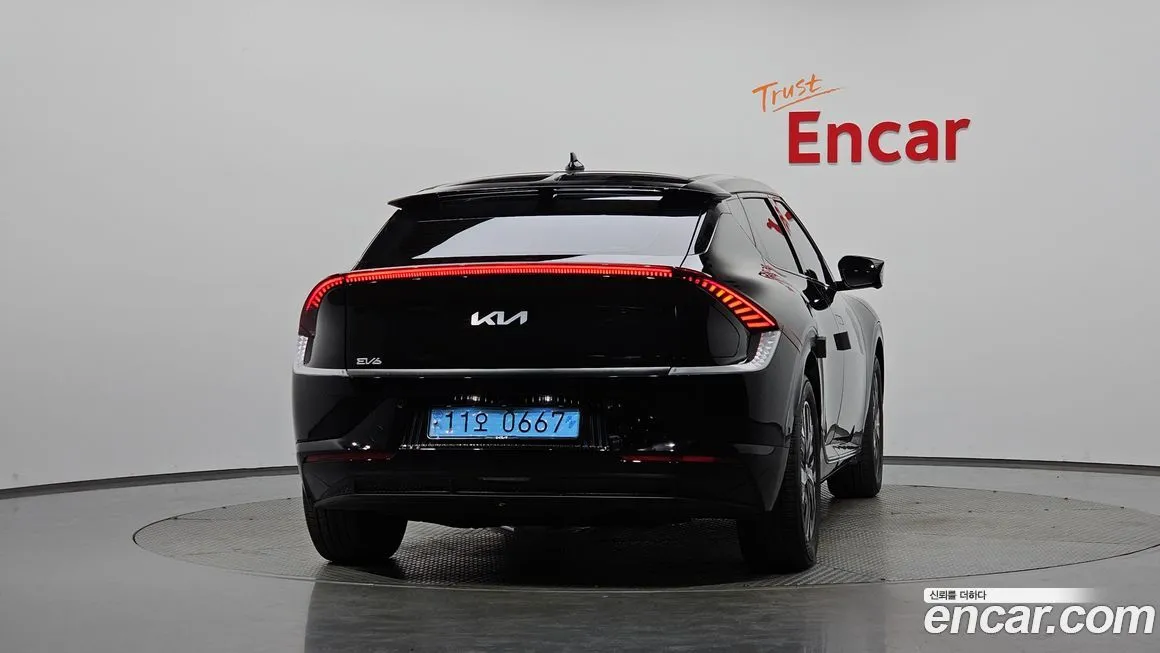Kia EV6 — фото 3