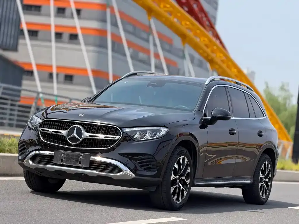 Mercedes-Benz GLC 2023 из CN, фото 1