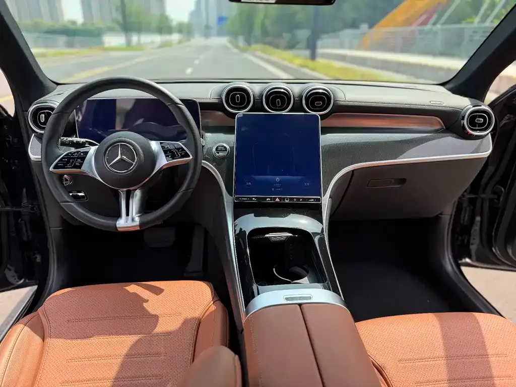 Mercedes-Benz GLC 2023 из CN, фото 10