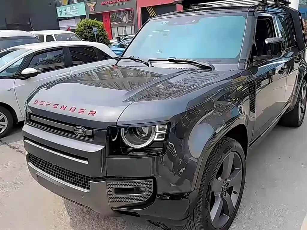 Land Rover Defender — фото 1