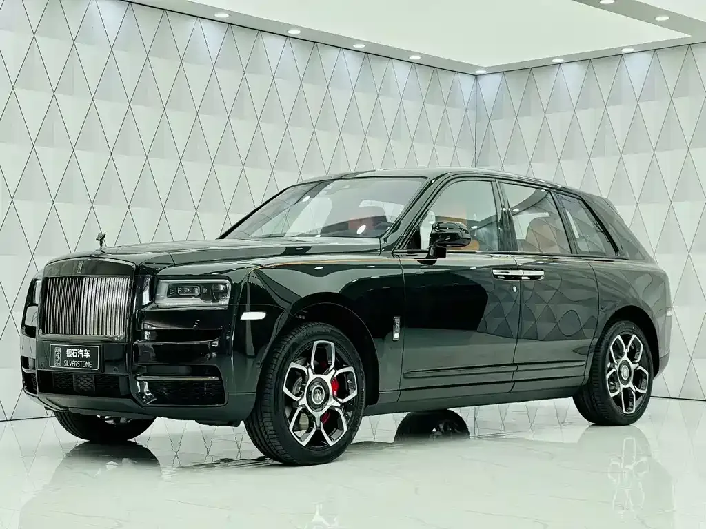 Rolls-Royce Cullinan — фото 1