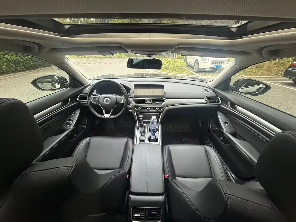 Honda Accord 2023 из CN, фото 4