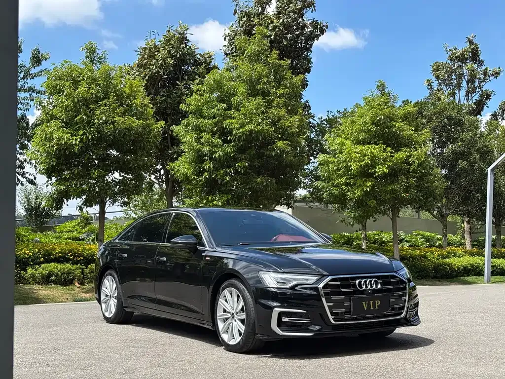 Audi A6L — фото 9