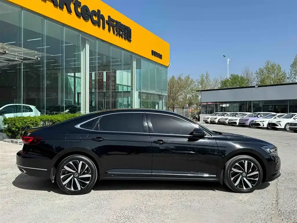 Volkswagen Passat 2022 из CN, фото 7