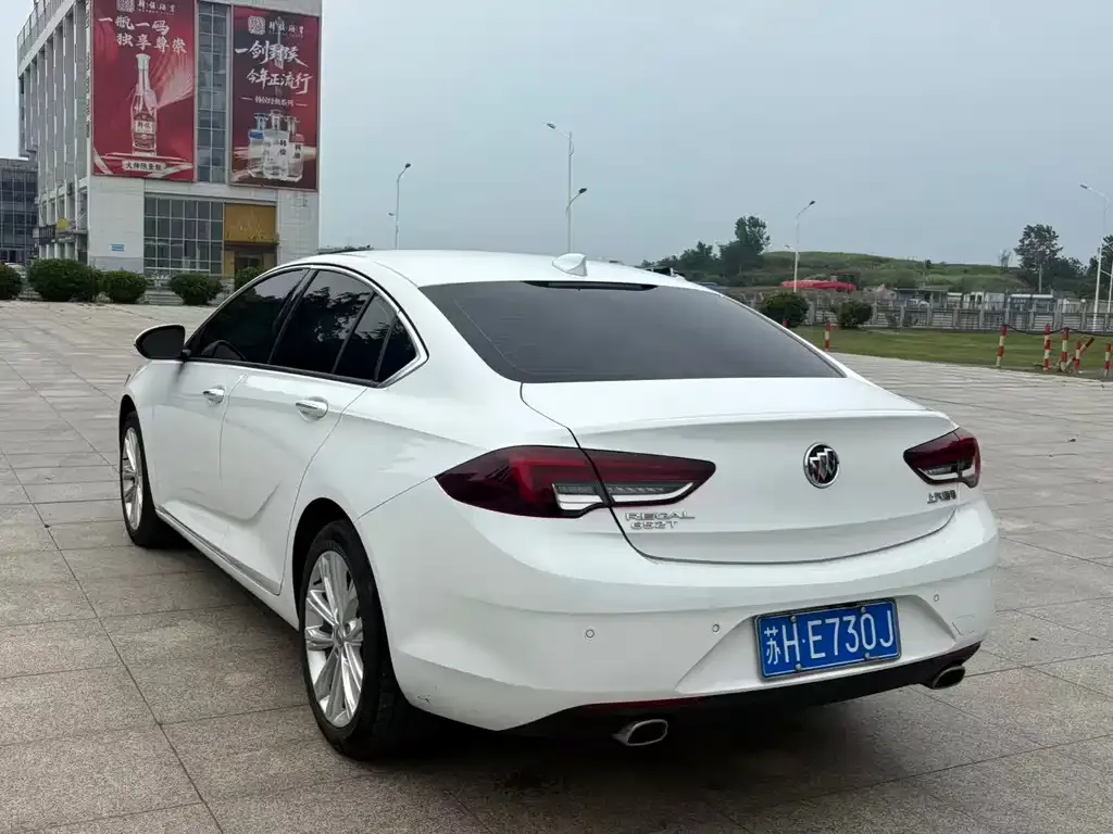 Buick Regal 2022 из CN, фото 3