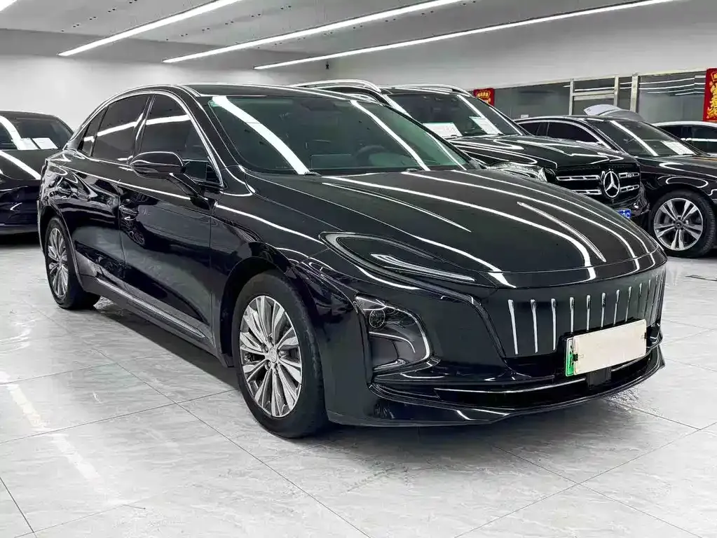 Hongqi E-QM5 — фото 9