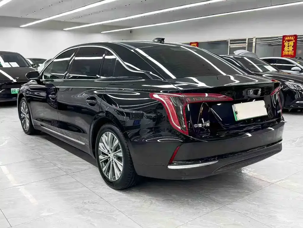 Hongqi E-QM5 — фото 5