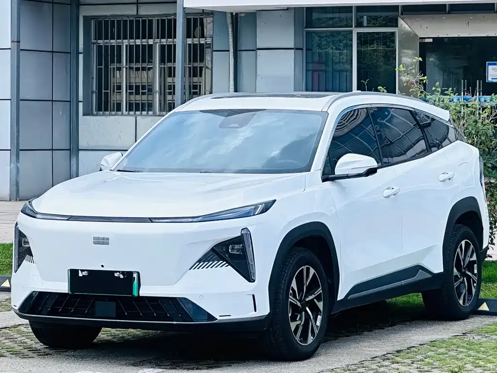 Geely Galaxy L7