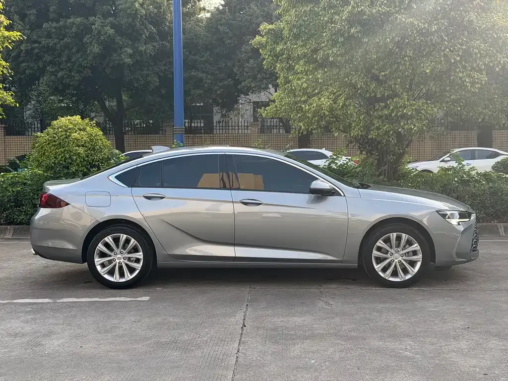 Buick Regal — фото 5