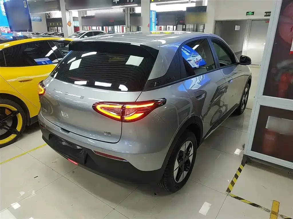 Geely Starburst — фото 9