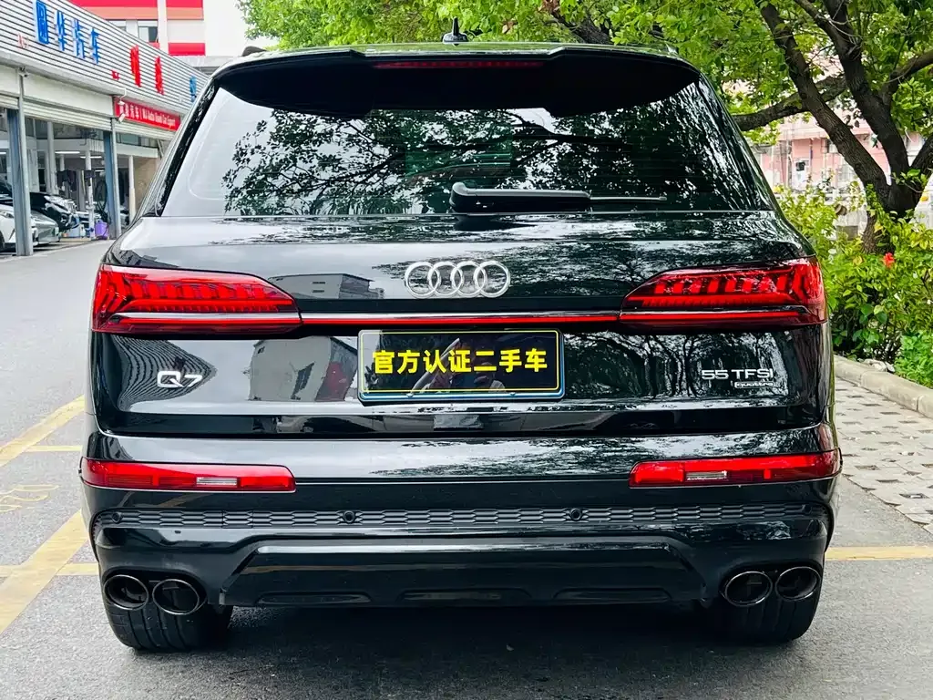 Audi Q7 — фото 3