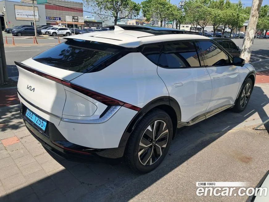 Kia EV6 — фото 7