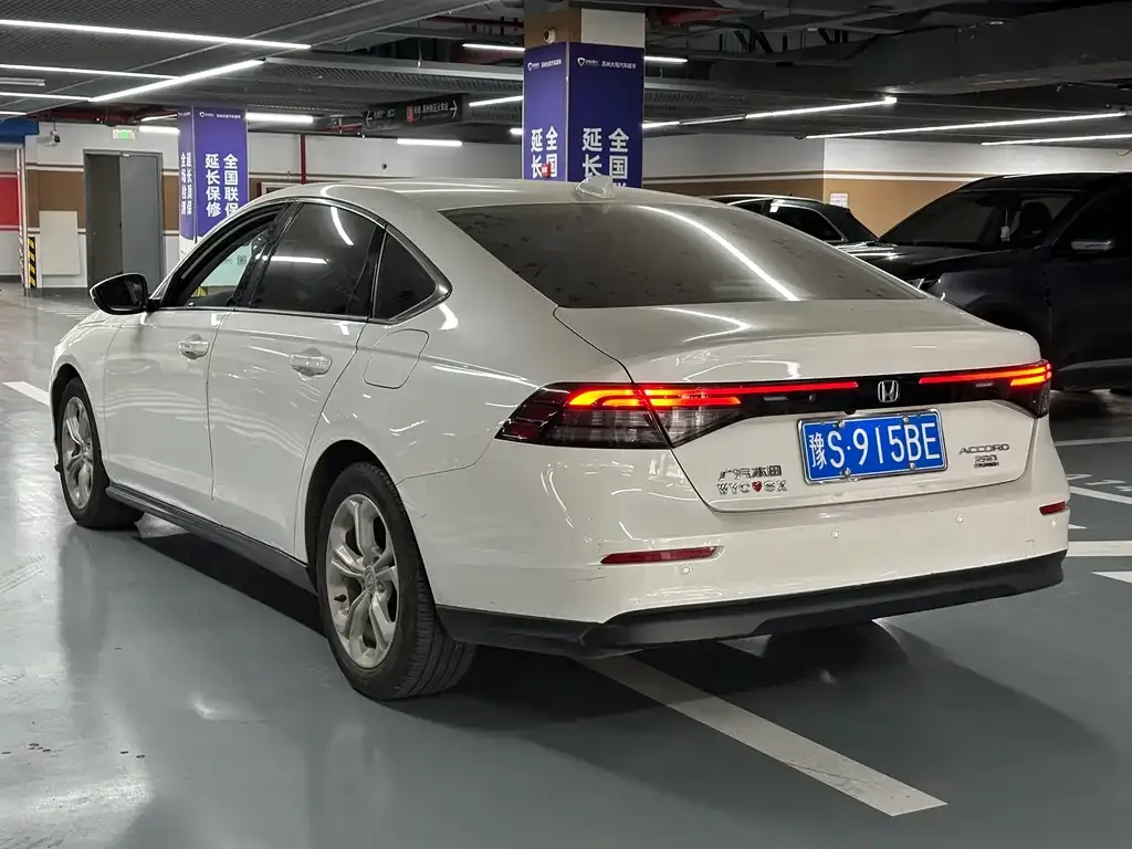 Honda Accord — фото 4