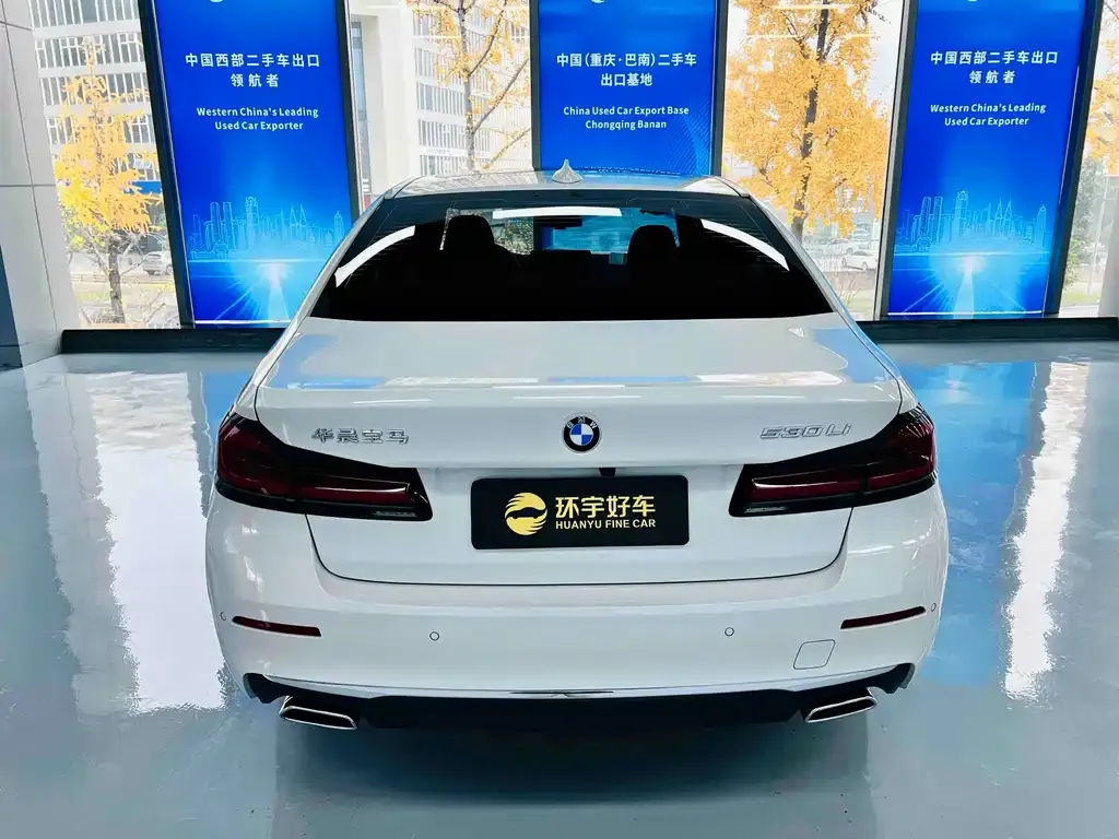 BMW 5 Series — фото 10