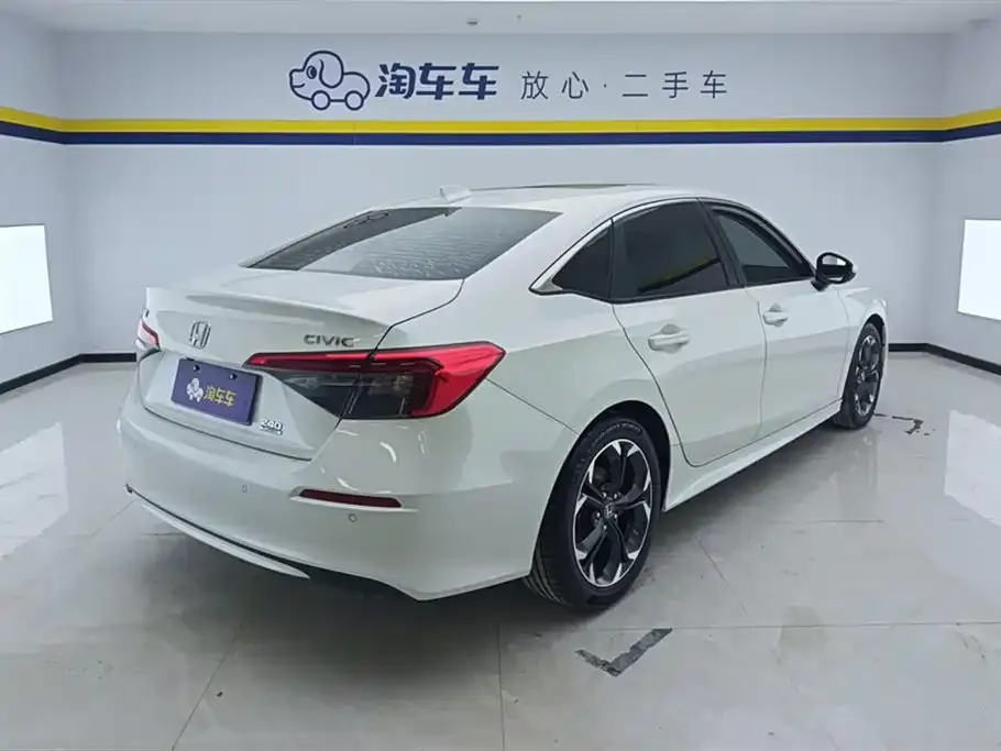 Honda Civic — фото 6