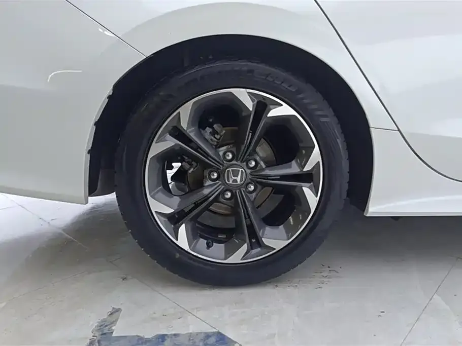 Honda Civic — фото 7