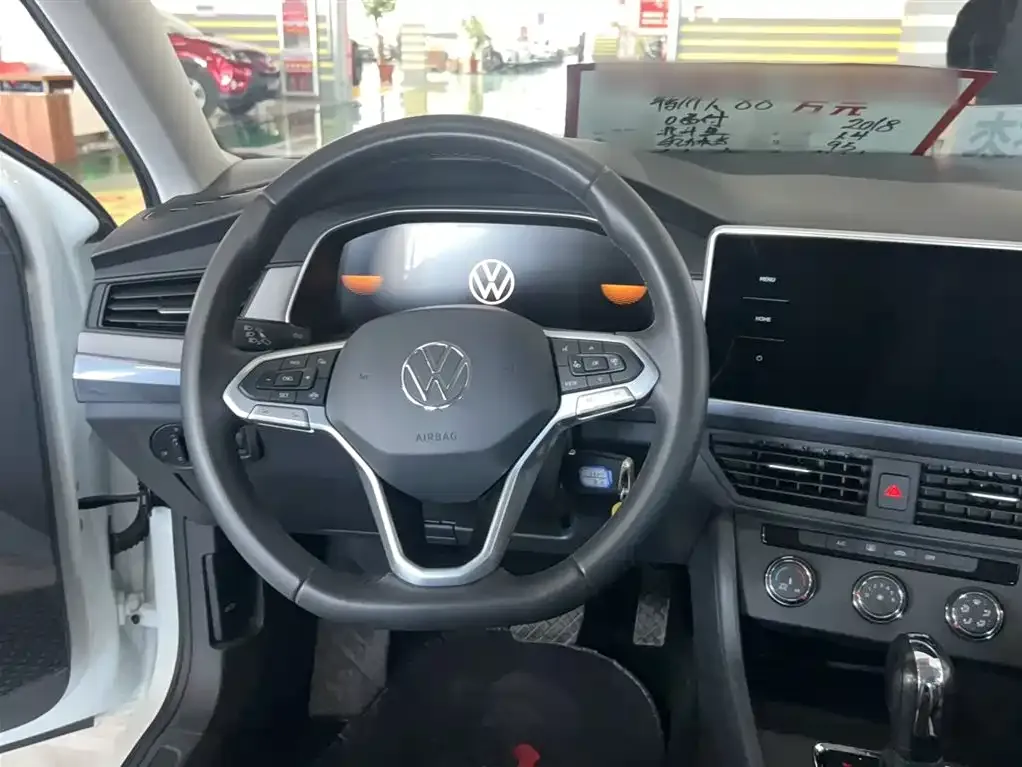 Volkswagen Bora 2024 из CN, фото 6