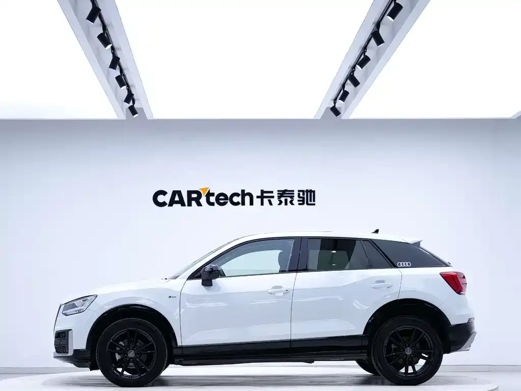 Audi Q2L 2021 из CN, фото 9