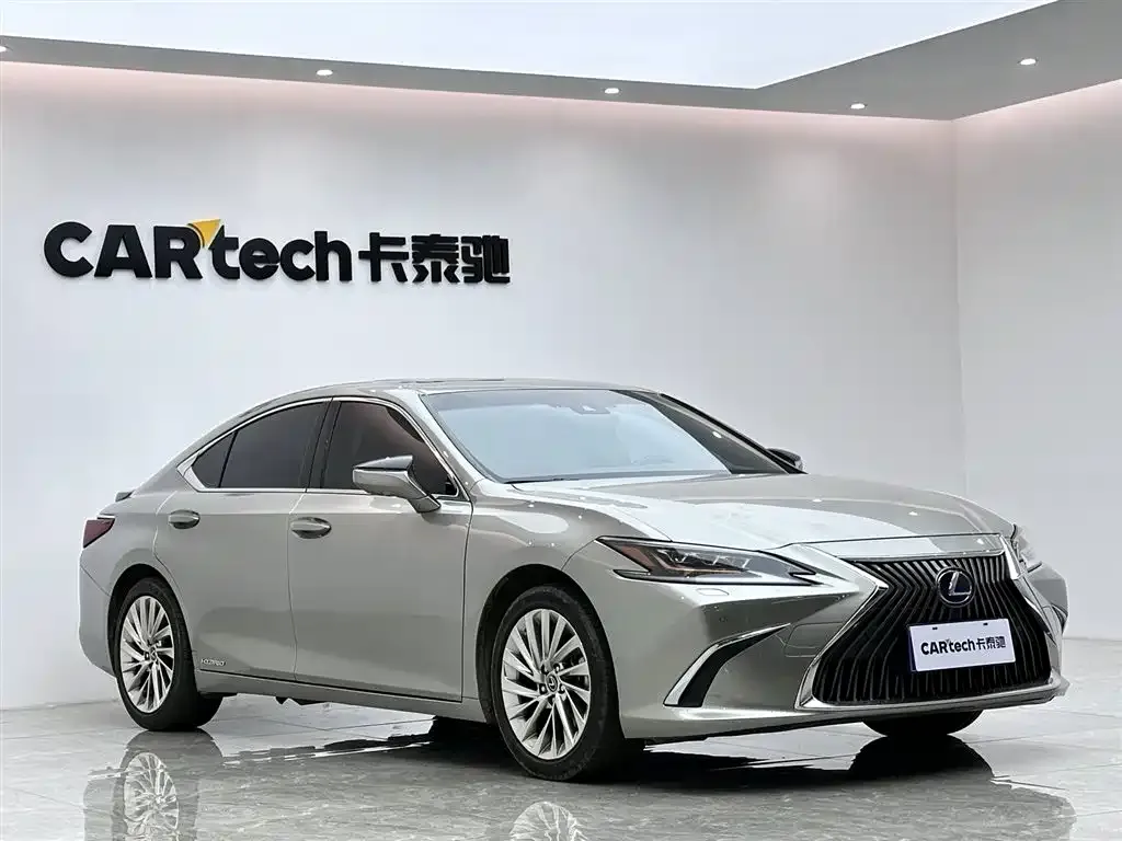 Lexus ES — фото 2