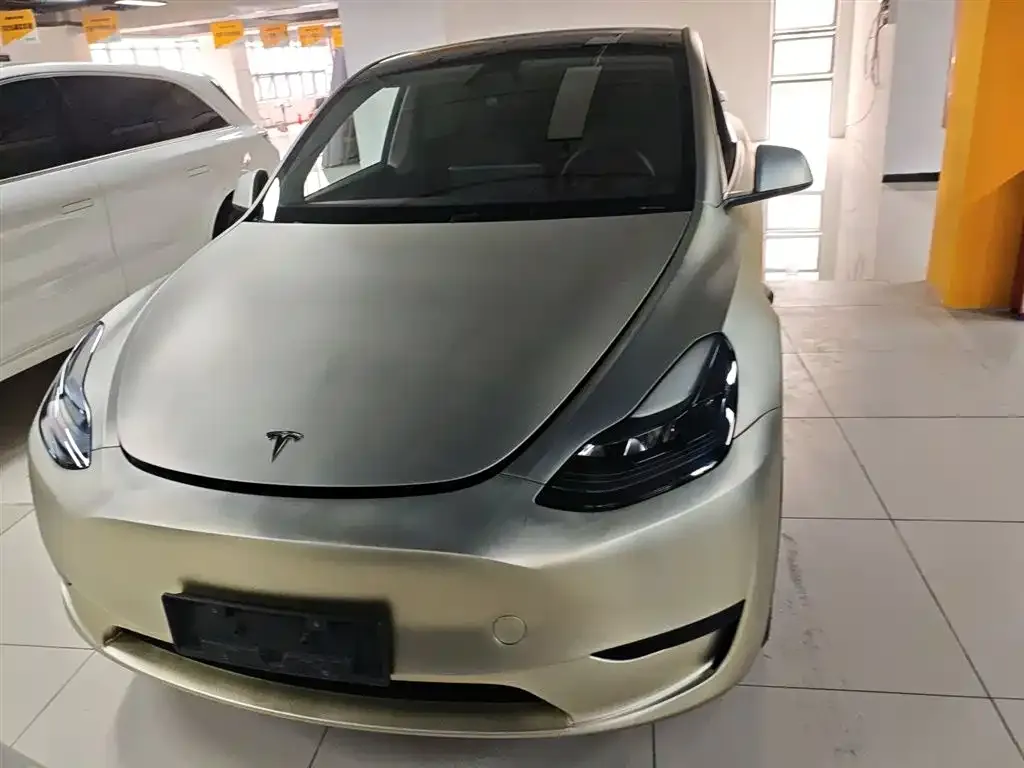 Tesla Model Y — фото 2