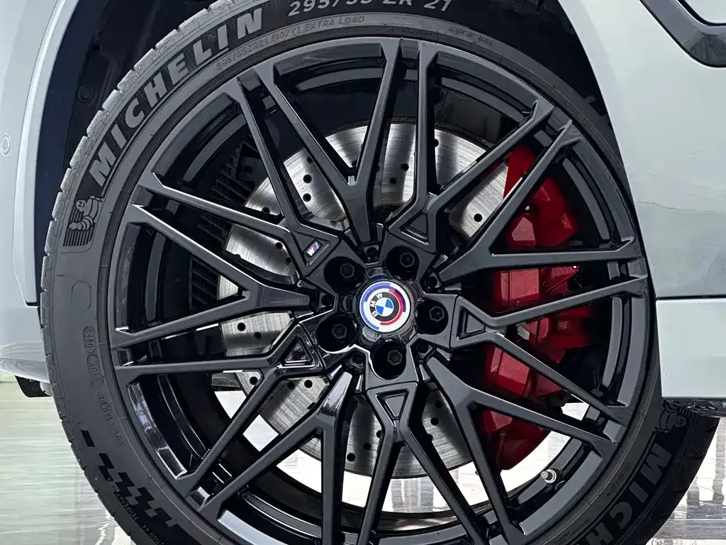 BMW X6 M 2024 из CN, фото 9